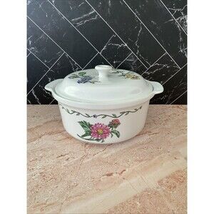 International China Co.  Flowered Covered Casserole 2.5 Qt Dish
